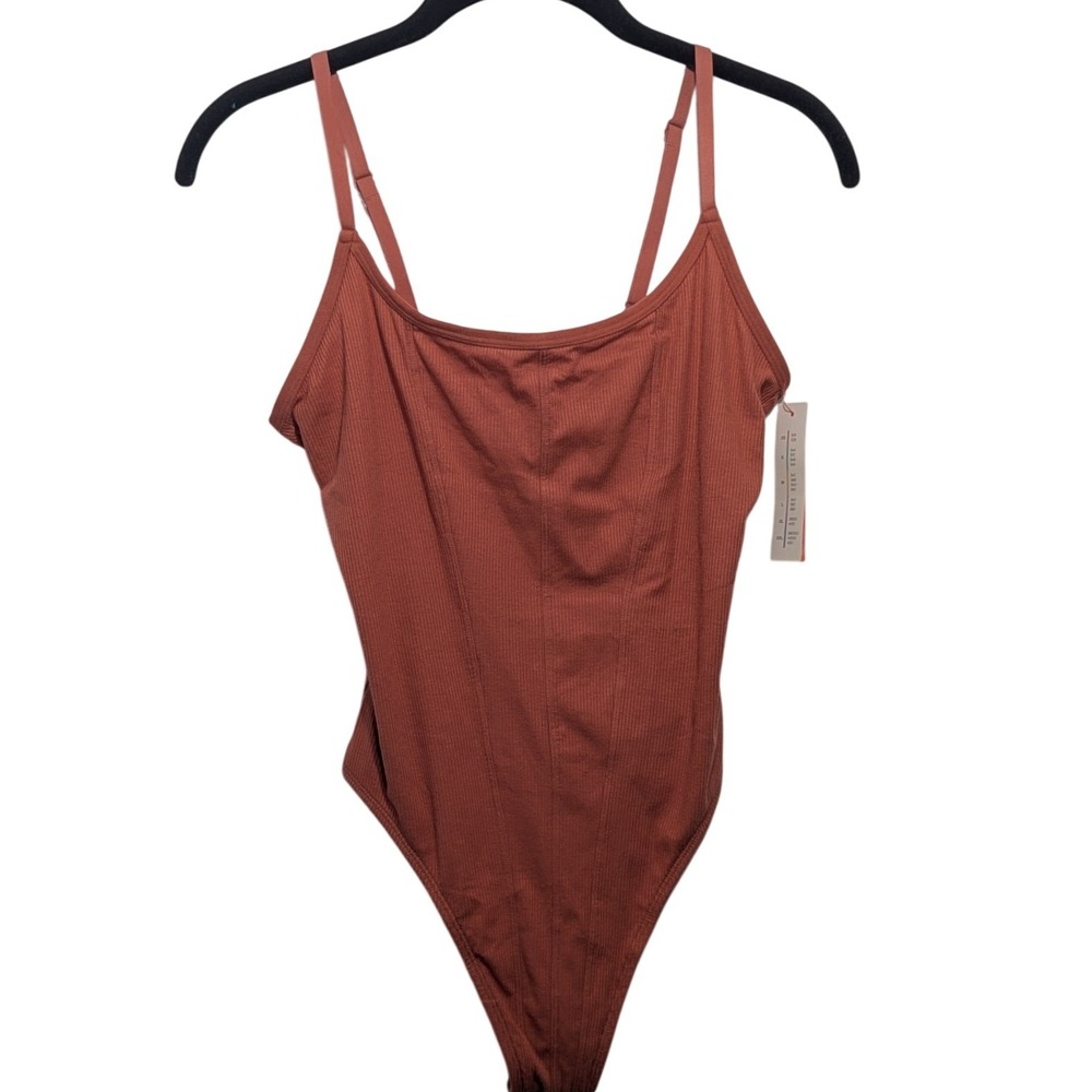Colsie Ribbed Bodysuit Womens Medium Brown NEW Adjustable Straps Square Neck‎
